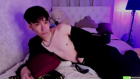 calvinchapman online show from August 14, 8:51 am