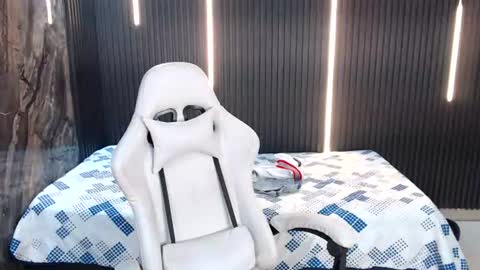 cam_xman online show from August 8, 3:28 am