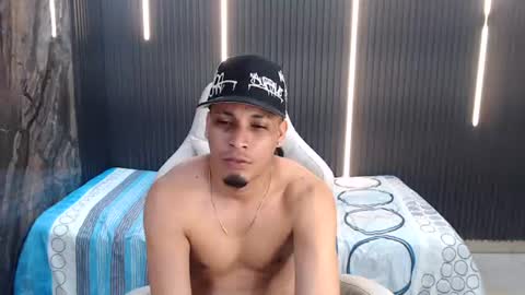 cam_xman online show from August 11, 4:36 am