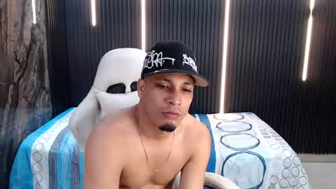 cam_xman online show from August 11, 5:42 am
