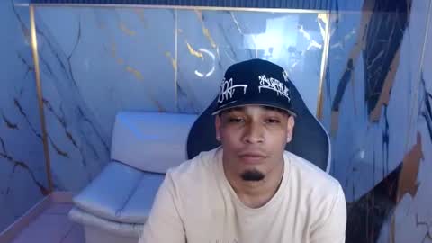 cam_xman online show from August 11, 6:10 pm