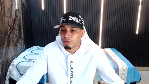 cam_xman online show from August 12, 3:31 am