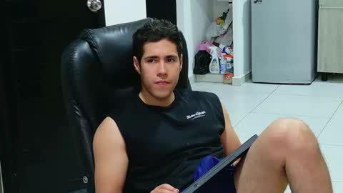 camara110 online show from May 24, 3:53 am