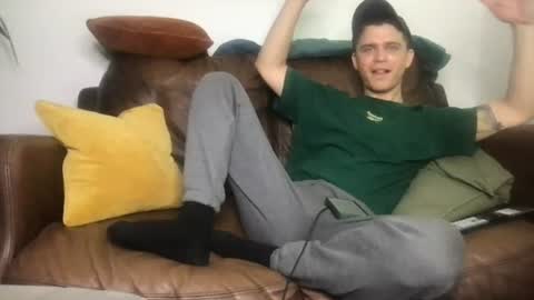 camdoattitude online show from August 9, 11:33 am