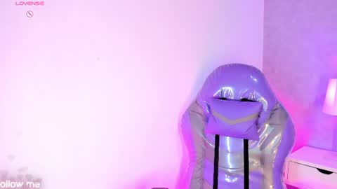 Camelia Smith online show from July 25, 7:23 am