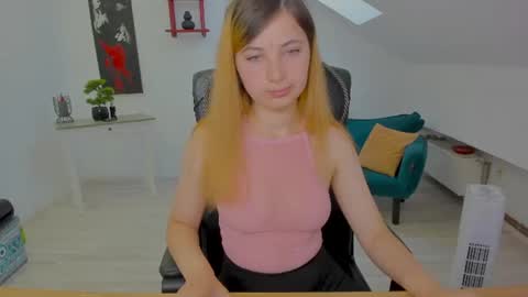 Camelia online show from July 28, 5:24 am
