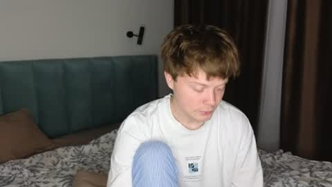cameron_crowly online show from June 9, 6:25 pm