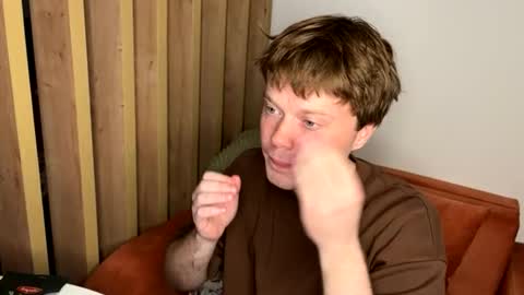 cameron_crowly online show from June 10, 7:42 pm