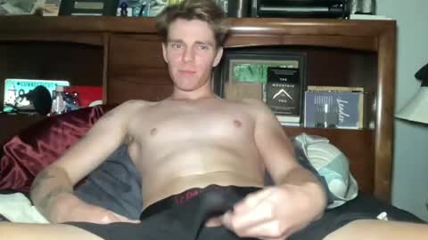 cameronfux online show from August 16, 7:23 am