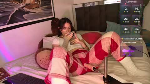 cami and irina online show from August 13, 2:03 am