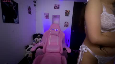 cami_mila99 online show from July 24, 3:53 am
