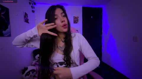 cami_mila99 online show from August 14, 5:11 am