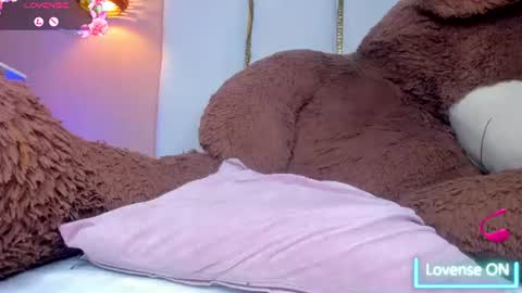 cami_rouxx online show from August 9, 1:56 pm