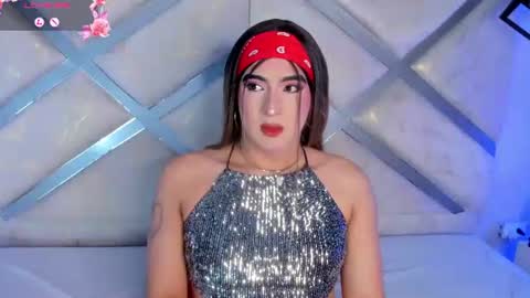 cami_rouxx online show from August 16, 5:22 am