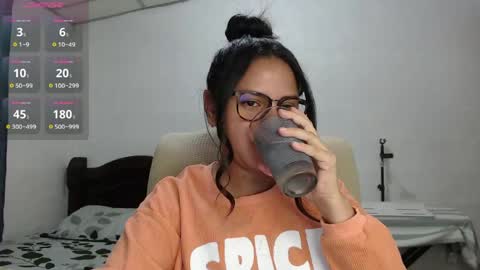 Camila Valbuena online show from April 15, 3:02 am
