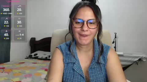 Camila Valbuena online show from April 20, 9:09 pm