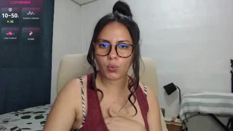 Camila Valbuena online show from July 21, 2:04 am