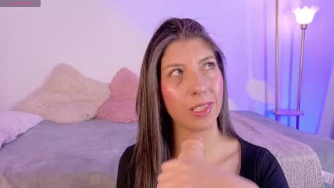 camii_sweett2 online show from April 16, 2:41 am