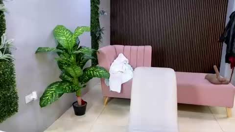 Camil online show from August 15, 5:06 pm