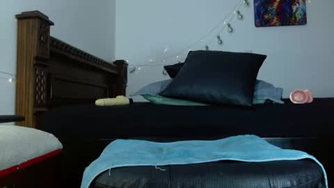 alisson-castro online show from August 14, 5:44 am