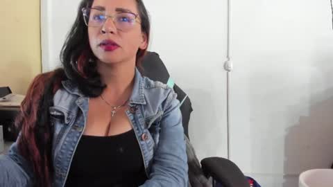 camila_bj online show from July 2, 12:06 pm