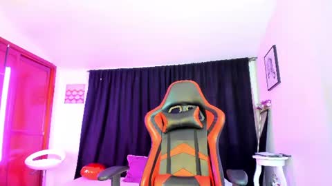 camila_bj online show from July 6, 4:37 am