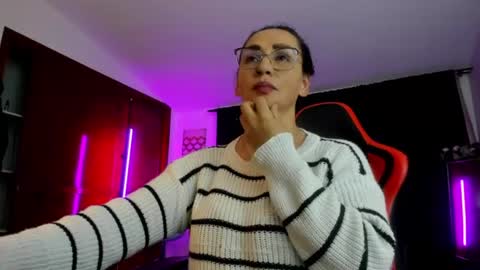 camila_bj online show from July 21, 9:33 am
