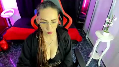camila_bj online show from August 11, 7:21 am