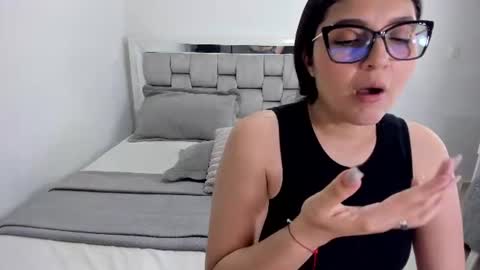Camila online show from August 12, 5:10 am