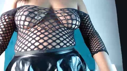 camila_girlsexy online show from May 12, 4:51 pm
