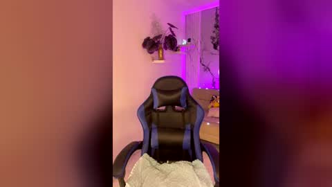 camila_harperr online show from August 4, 3:36 am