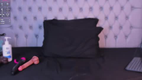 CAMI online show from August 12, 8:16 am