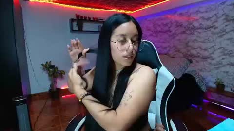Camila Roose online show from August 2, 5:36 am