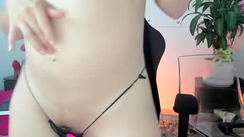 natalia bigpeach online show from July 29, 3:35 am