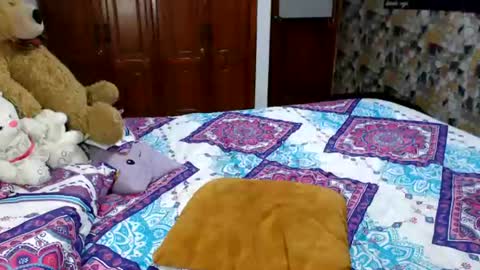 valentinaEpic way Ive been fucked 1515 online show from August 4, 4:04 pm