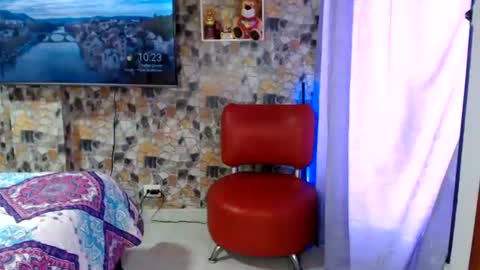 valentinaEpic way Ive been fucked 1515 online show from August 7, 3:23 pm