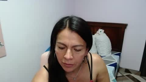 Camila Vargas online show from August 8, 5:46 pm