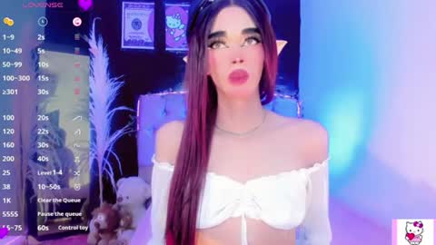 Camila online show from August 11, 8:11 pm