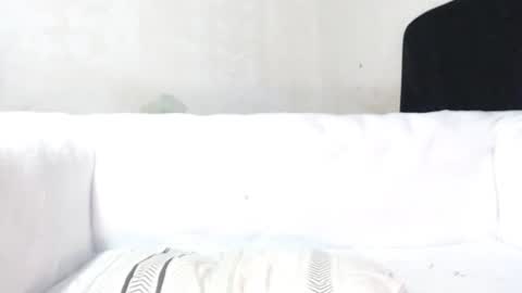 Pao online show from August 12, 2:19 pm