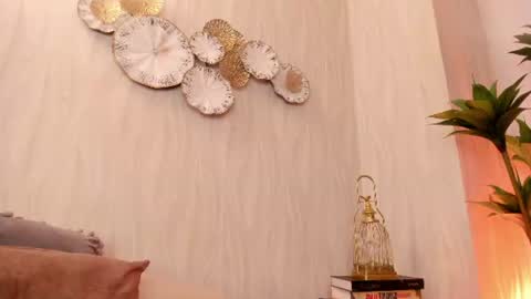 camile carter online show from August 11, 4:36 am