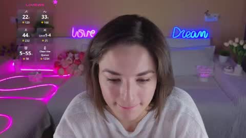 camilla__1one online show from August 5, 4:43 am