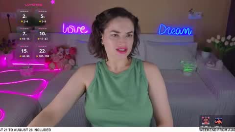 camilla__1one online show from August 12, 7:11 am