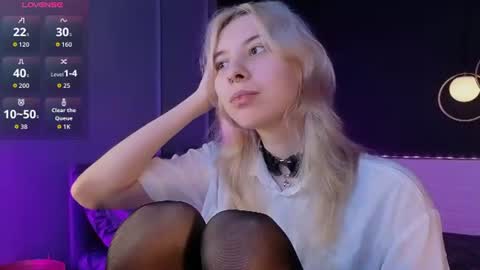 Camilla online show from August 2, 2:13 pm