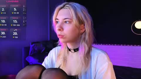 Camilla online show from August 4, 5:59 am