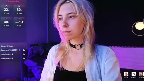 Camilla online show from August 4, 10:23 am