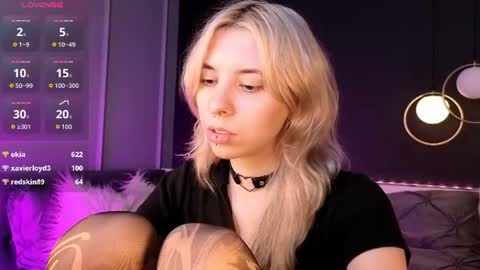 Camilla online show from August 5, 11:19 am