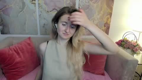camilladreamer online show from August 5, 1:58 am