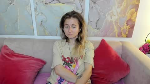 camilladreamer online show from August 13, 4:37 am