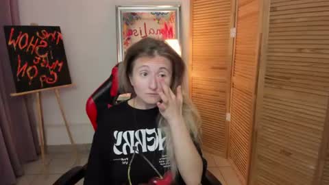 camilladreamer online show from August 16, 4:00 pm