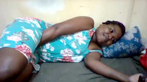 camillah_sweet online show from August 12, 9:22 am